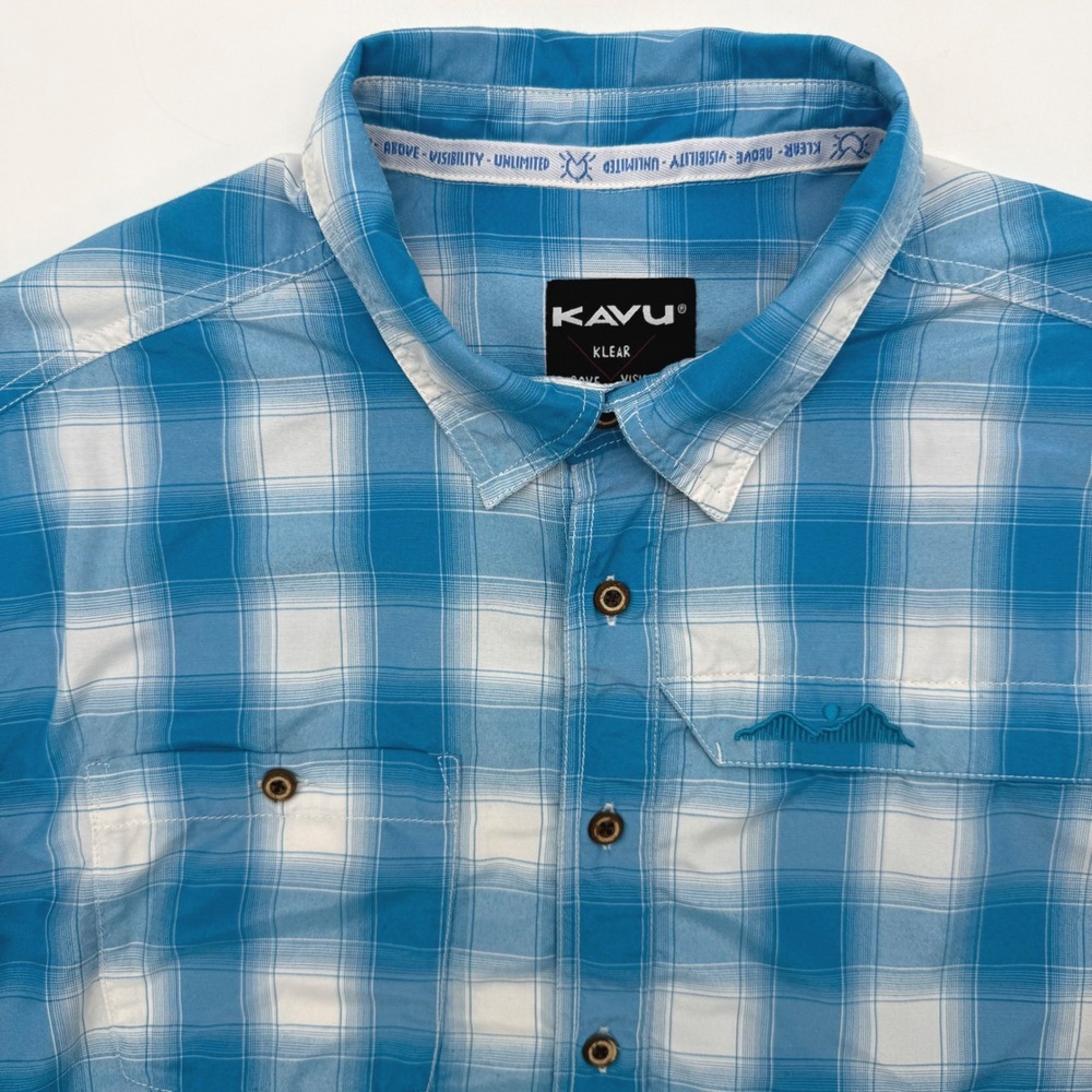 KAVU Button Down Shirt Men Large Blue Plaid Short Sleeve Klear Above Visibility
